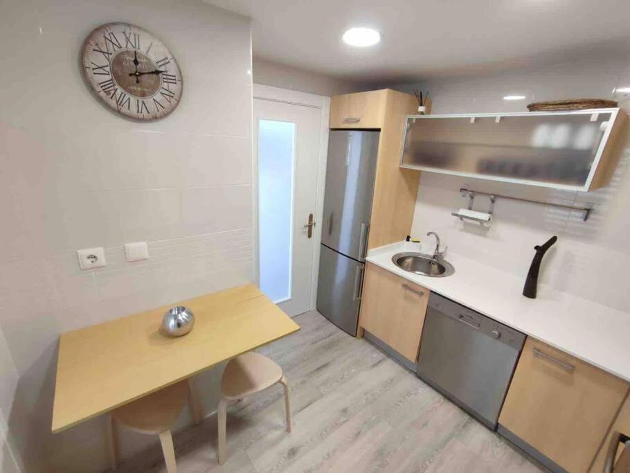 Exclusivo Apartamento Con Aparcamiento Gratuito Laredo Exterior photo